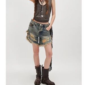 New Free People x OneTeaSpoon Blue Distressed Frankie’s Cutoff Shorts sz 25